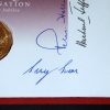 Queen Elizabeth II Golden Jubilee first day envelope with 'gold' 50c coin, signed by Sir Guy Green, Michael Jeffrey & Peter Hollingworth - framed - Image 2